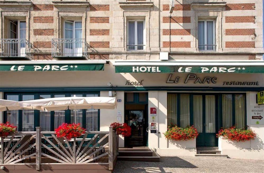 Hotel Restaurant Le Parc Moulins  Extérieur photo